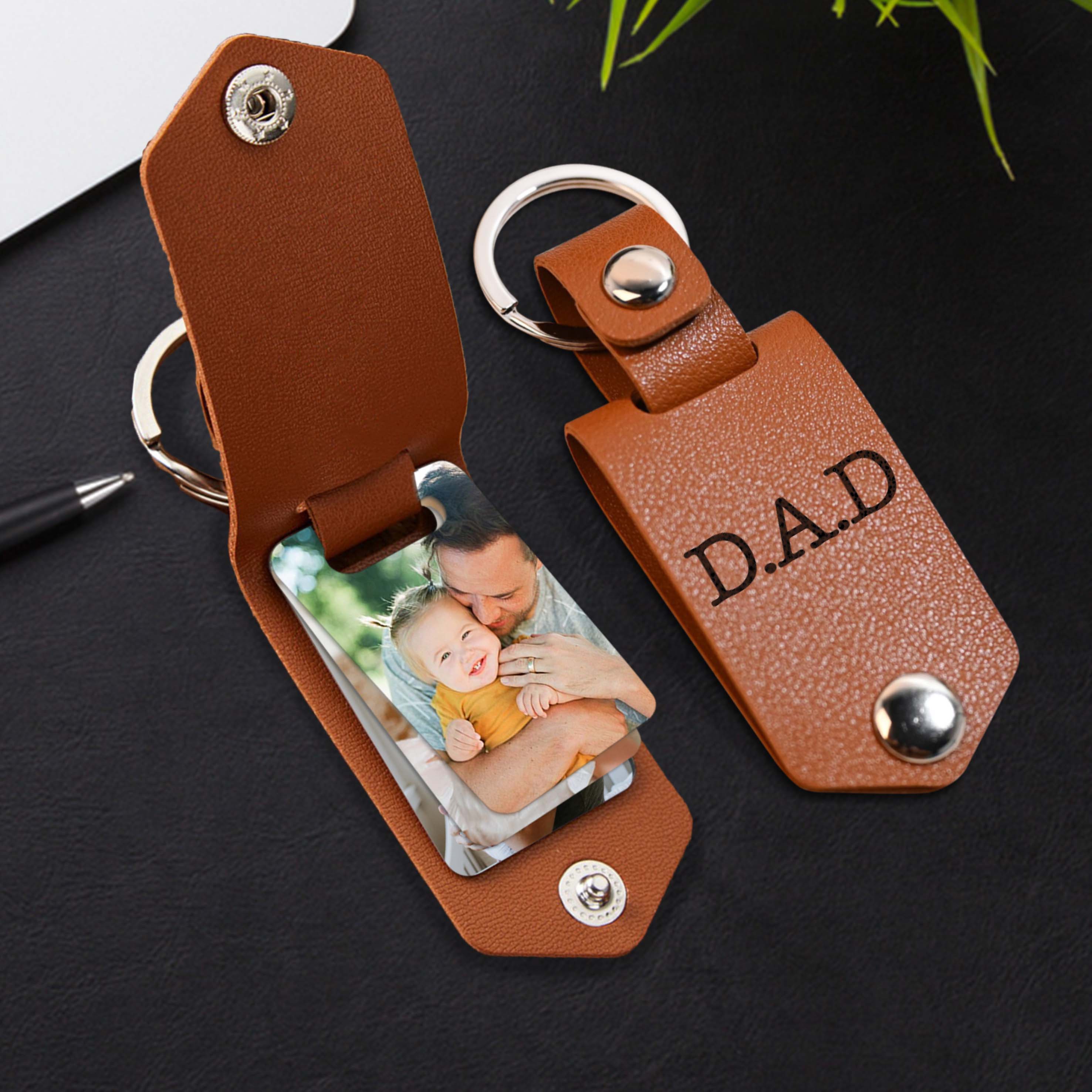 Personalized Father’s Day Keychain