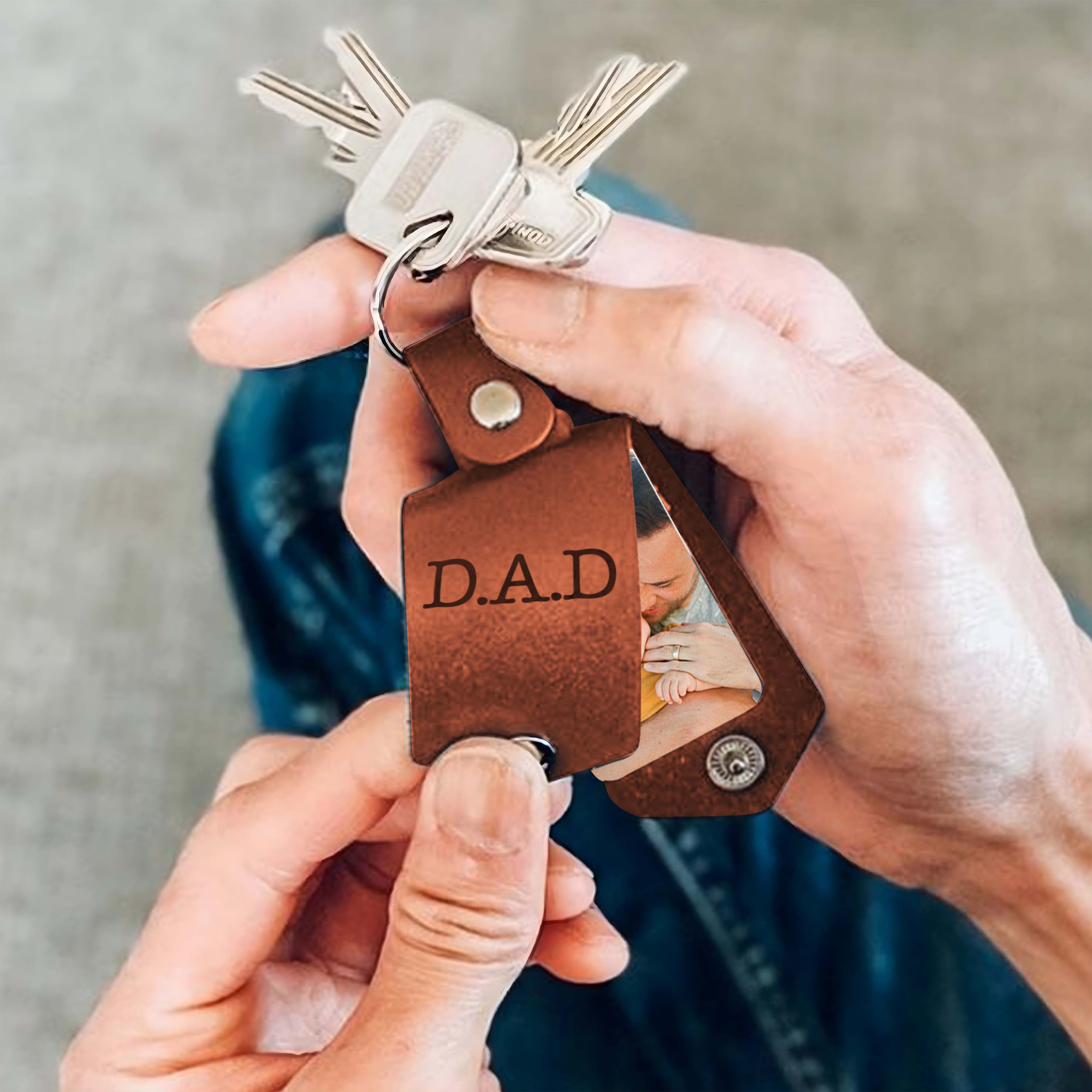 Personalized Father’s Day Keychain