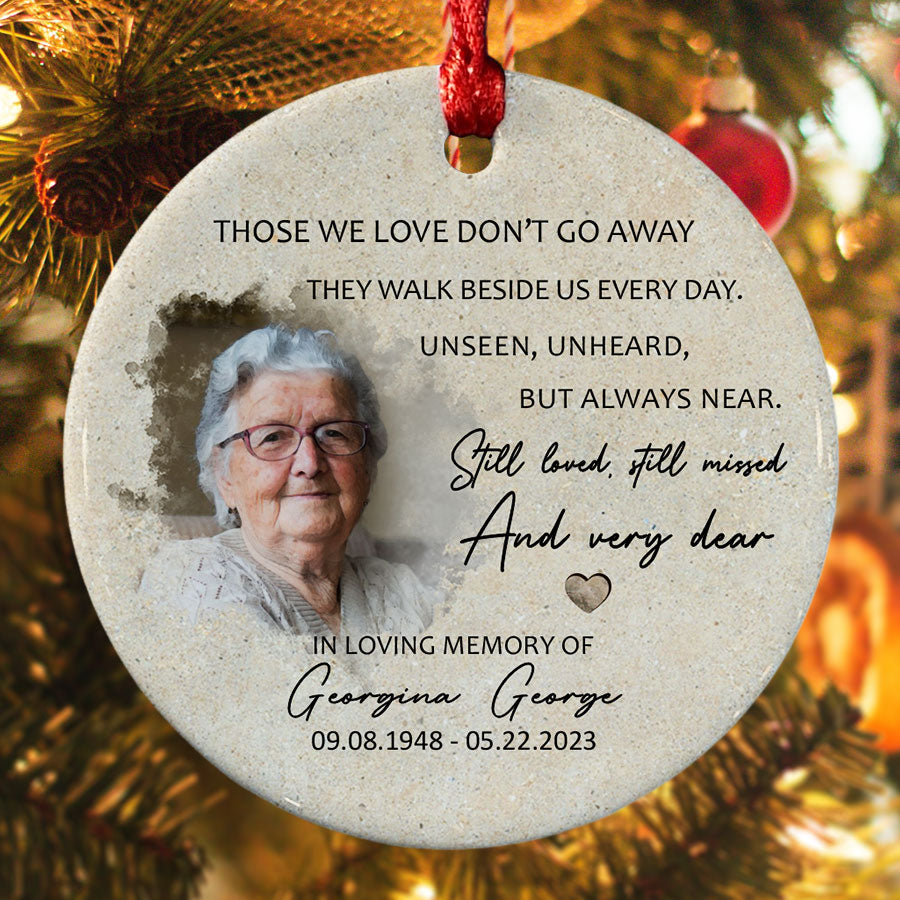 In Memory of Mom Ornaments