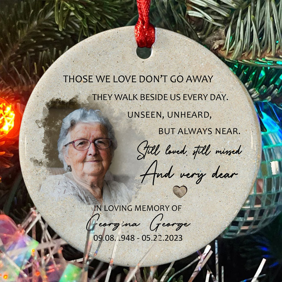 In Memory of Mom Ornaments